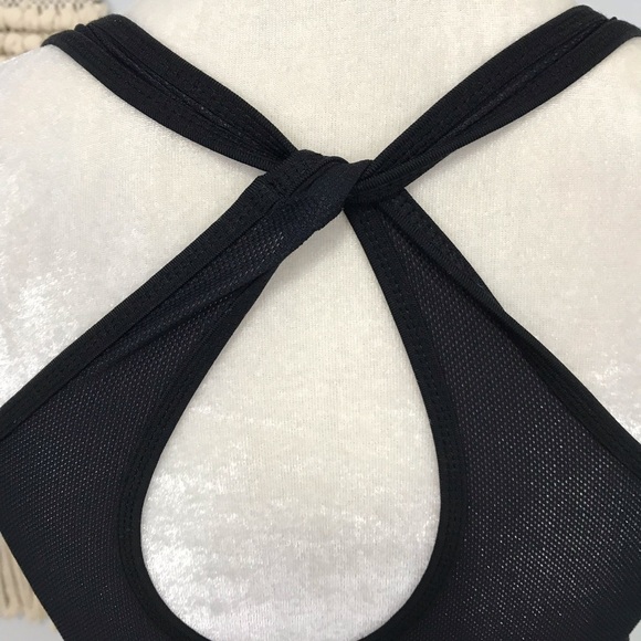 Cynthia Rowley workout top with built in bra - Picture 6 of 8